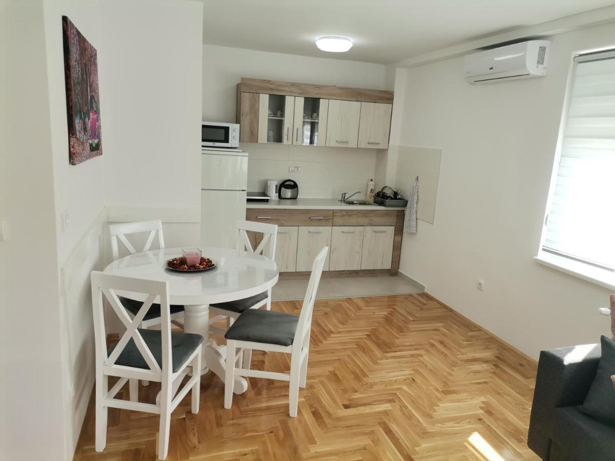 Joker Apartman Pozarevac Ngoại thất bức ảnh